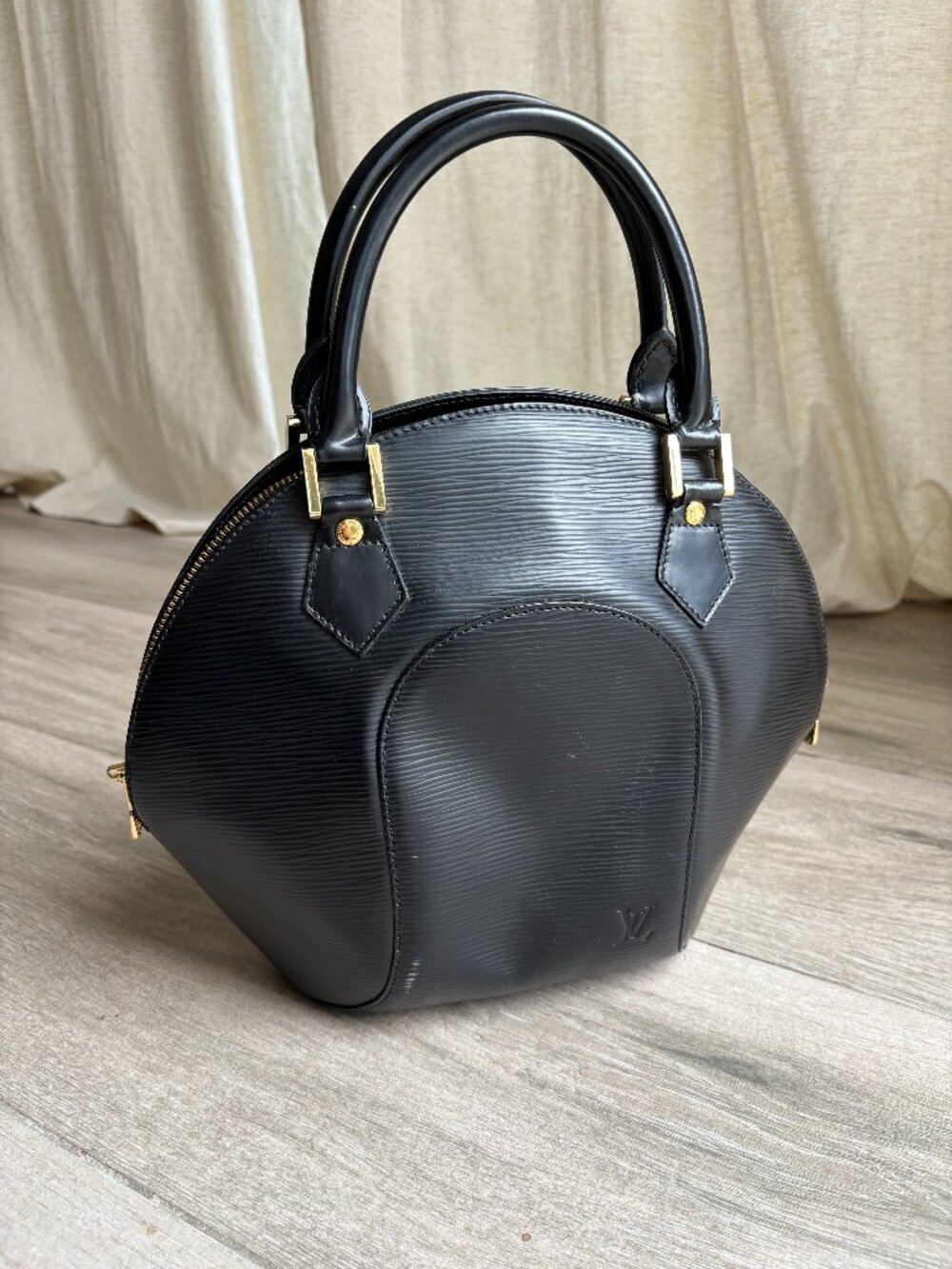 Louis Vuitton Black Epi Leather Bag with Gold Hardware